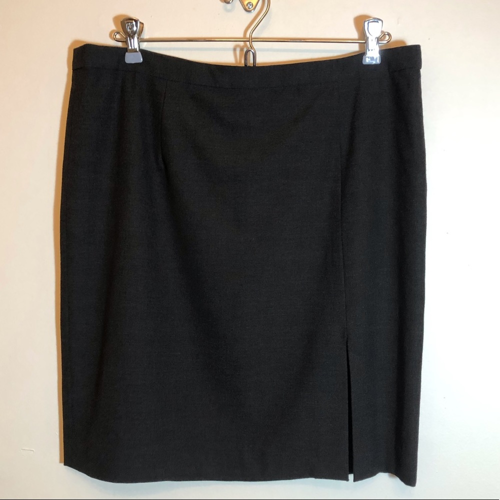 Gray Michael Kors Skirt with Side Slit Size 10
